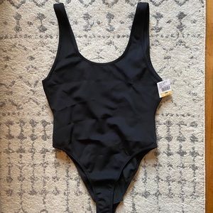 NWT Kendall & Kylie low back swimsuit
